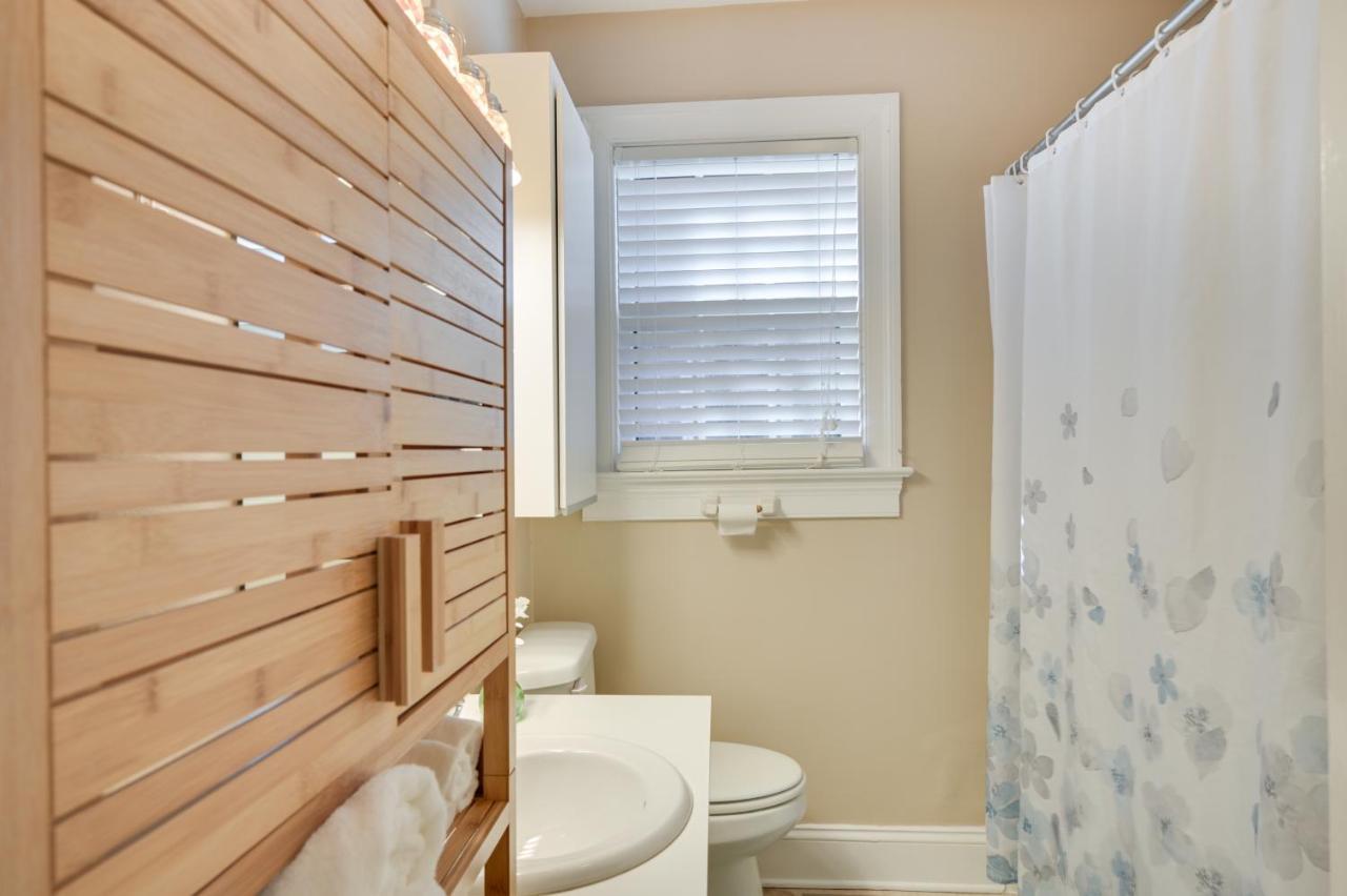 Quaint Goldsboro Home With Screened-In Porch! Экстерьер фото